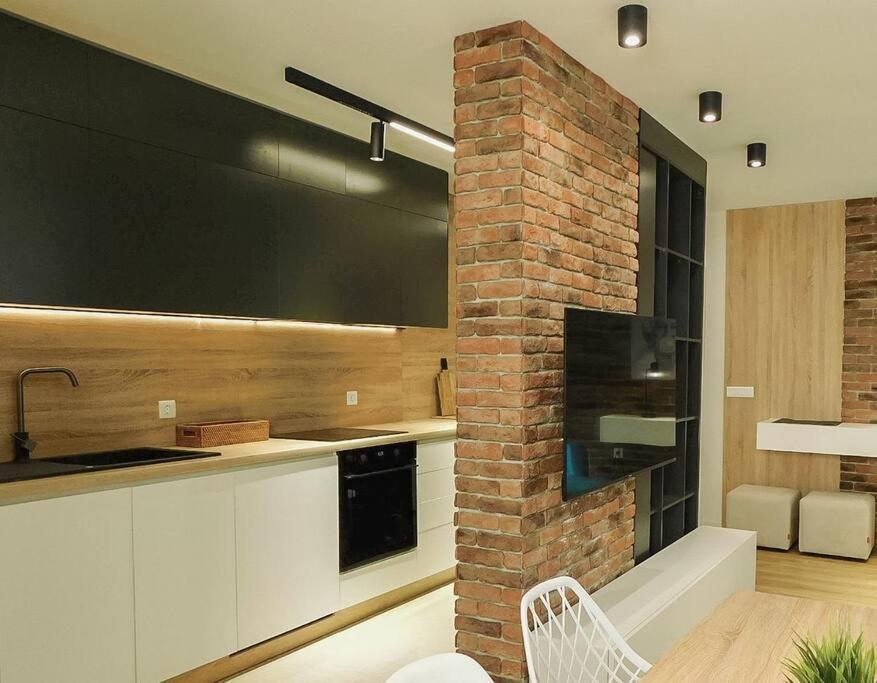 Queen'S Luxury Apartment Ohrid Exteriör bild
